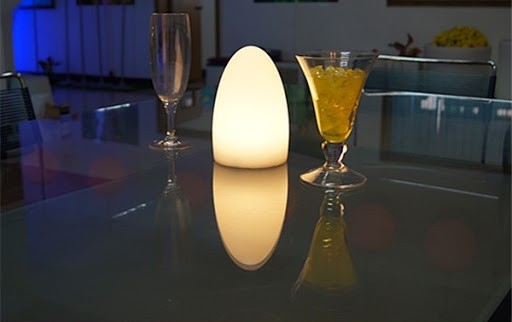 stilig lys på bordet - egg
