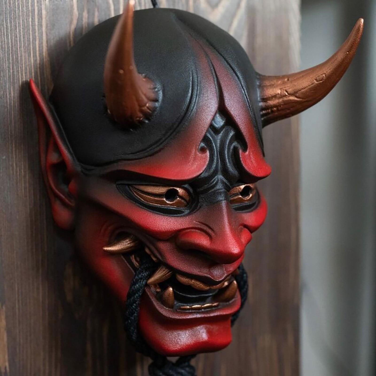 Japansk demonmaske på ansiktet karneval